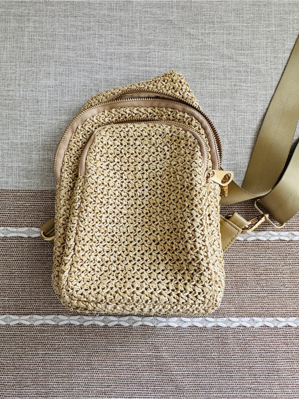 Urban Expressions Woven Crossbody Bag in Beige - Picture 2 of 10
